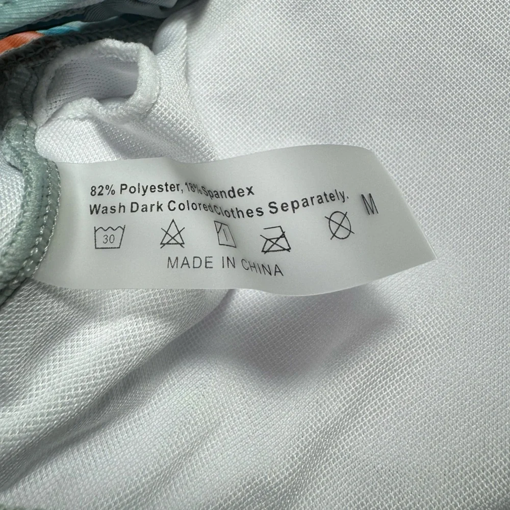 NWOT Floral Ruffle Bikini Set Size Medium - Picture 8 of 9